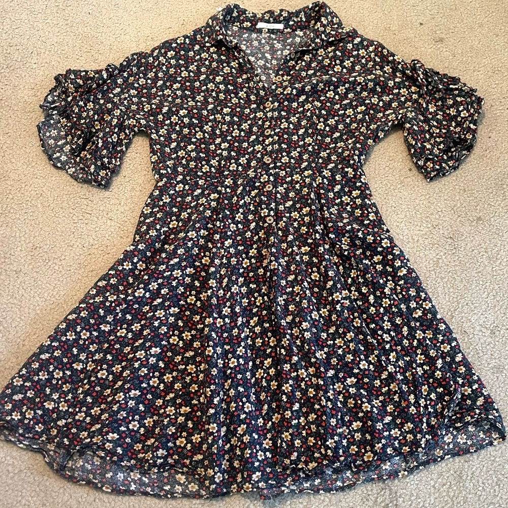 Easel Floral Button-Down Dress with Collar